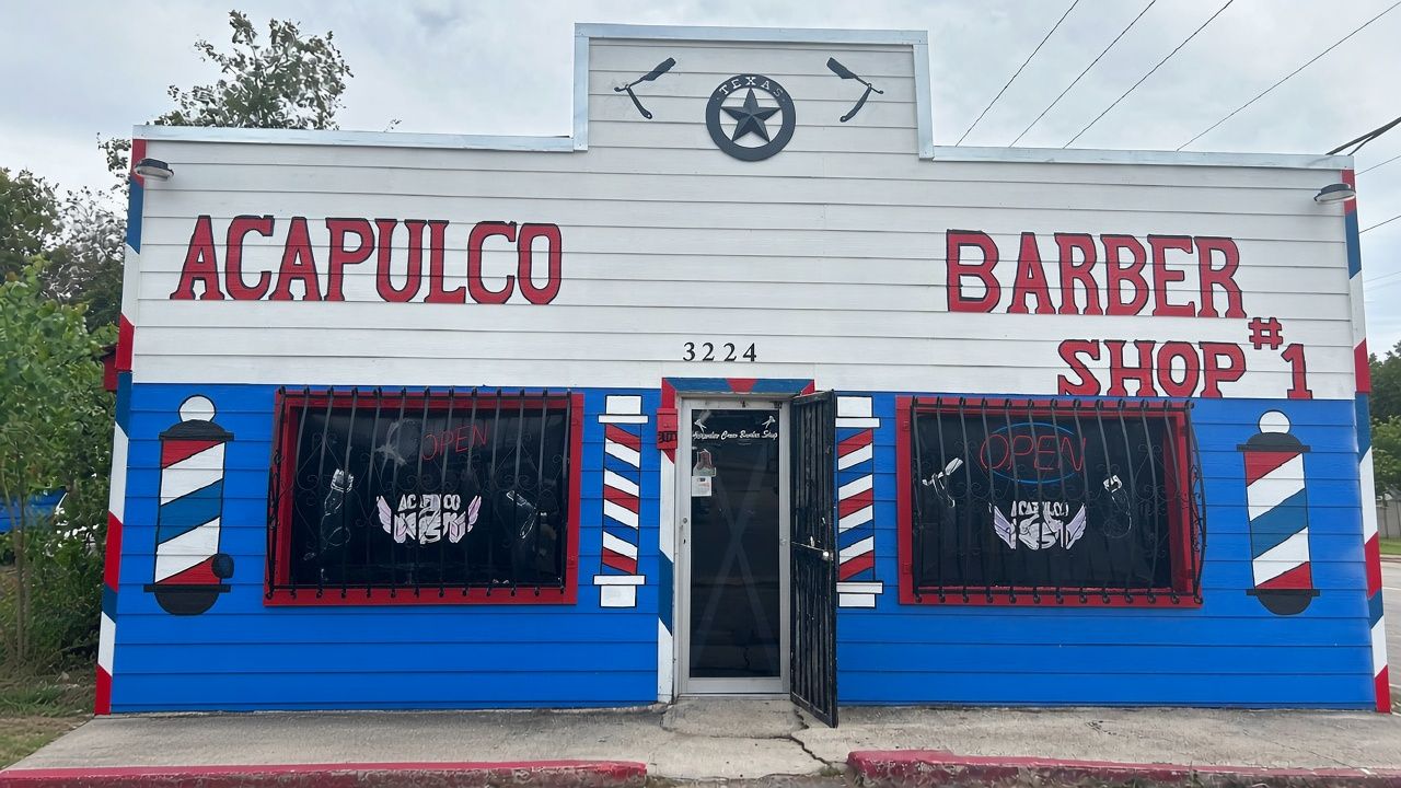 Acapulco Barber Shop #1, 3224 Guadalupe St